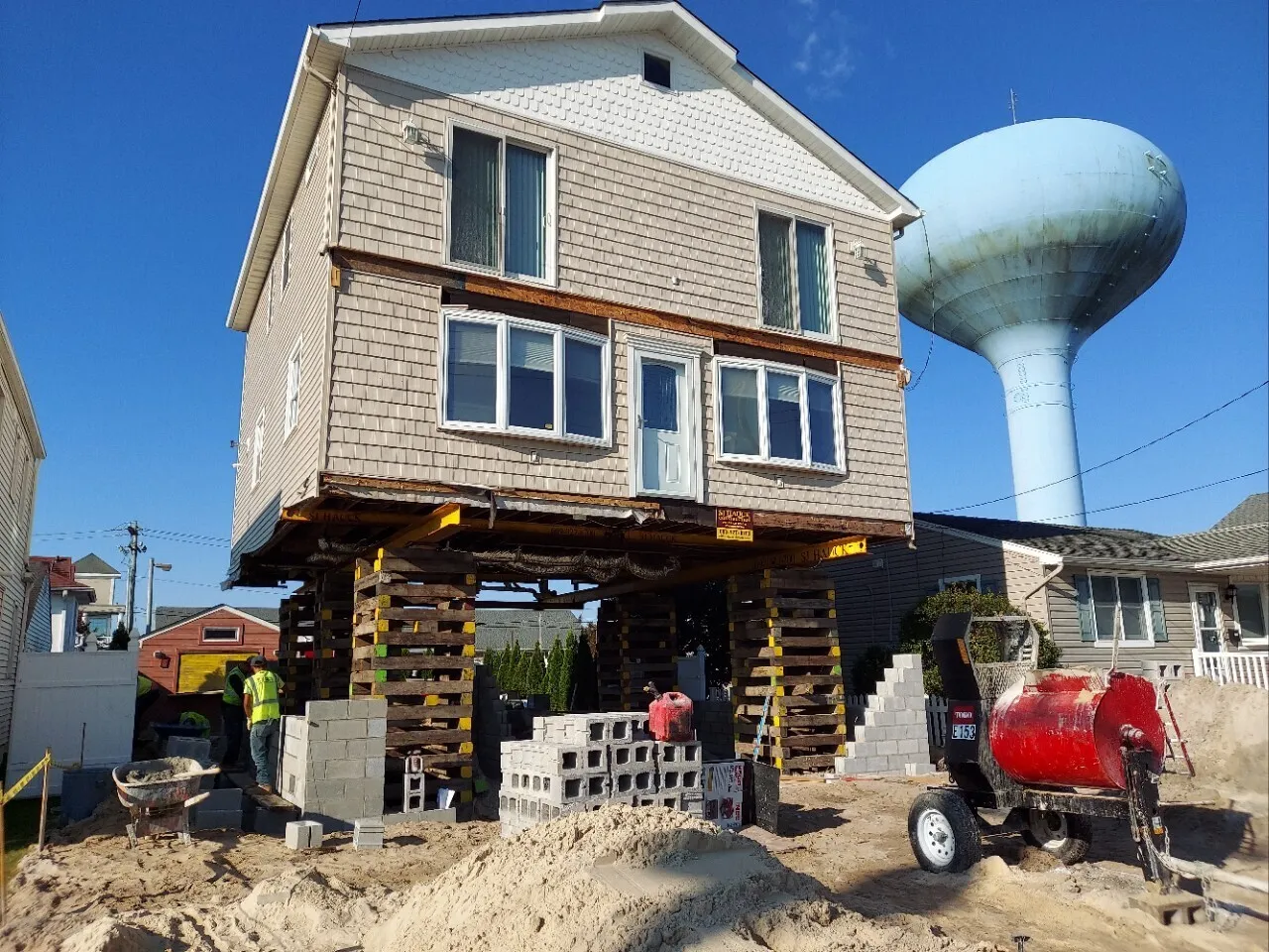 The Coastal Cautionary Tale: How Rising Sea Levels Makes House Raising a Smart Investment Along the Mid-Atlantic Coastline