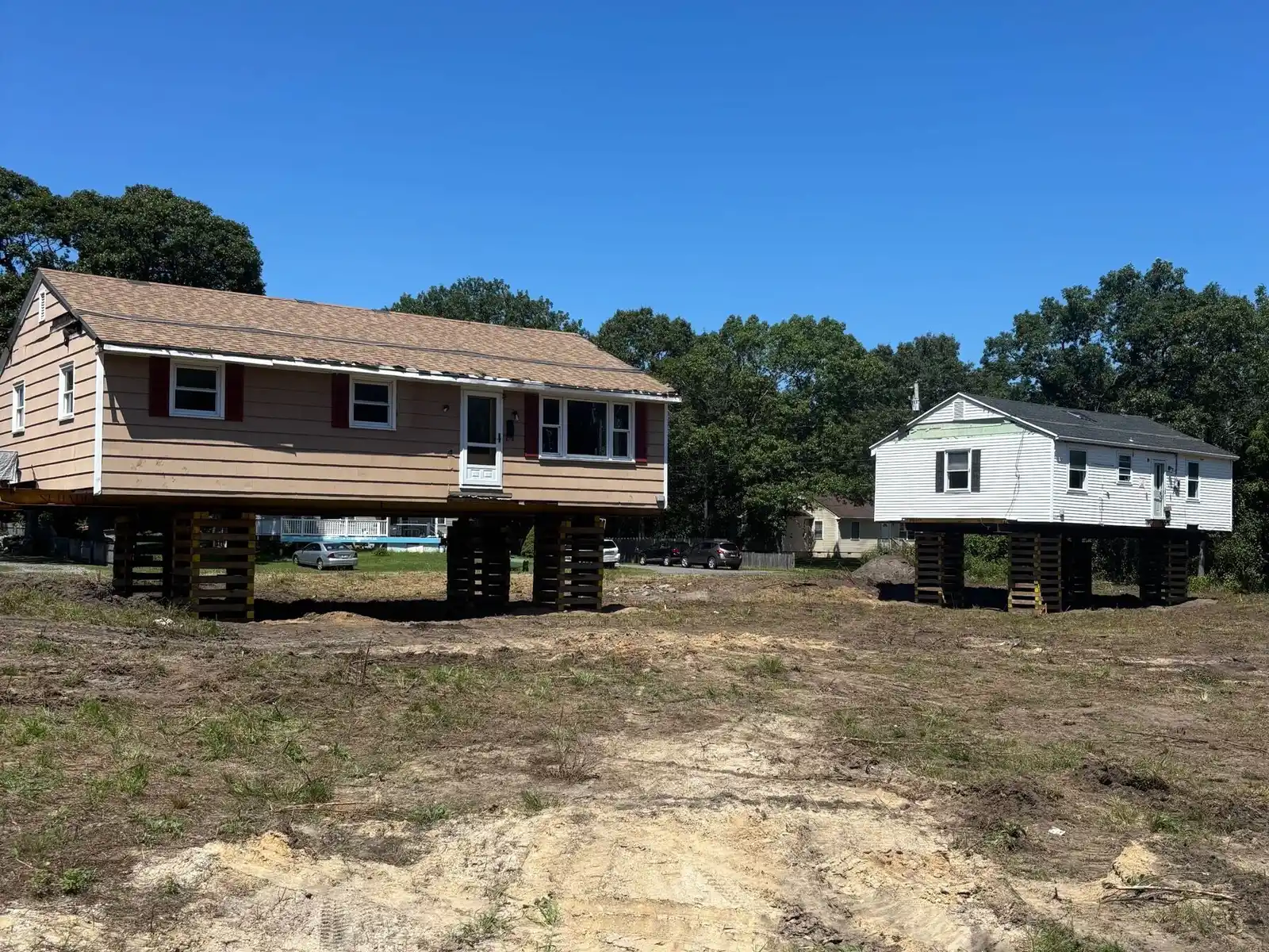Moving a Home vs. Demolishing: Which Is Right for You?